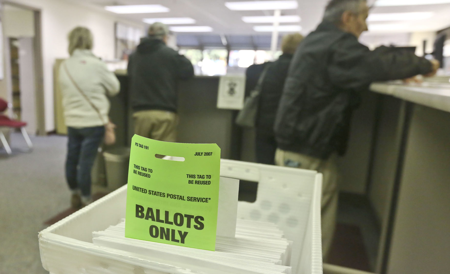 Voting_Early 2 10.11.18.JPG